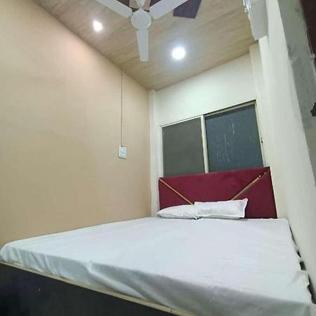 Hotel Rolex Ujjain Eksteriør billede