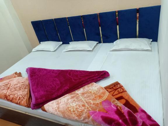 Hotel Rolex Ujjain Eksteriør billede